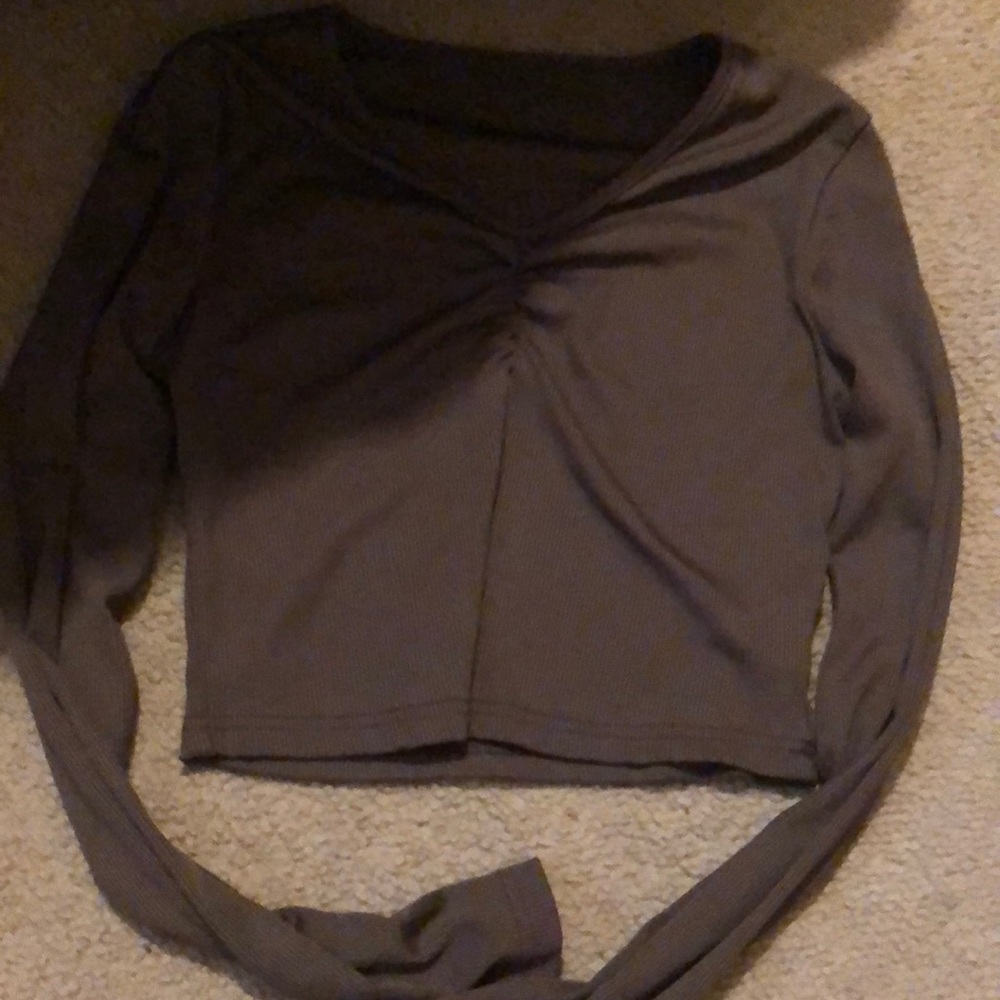 Crop top from SHEIN size small and the color is brown